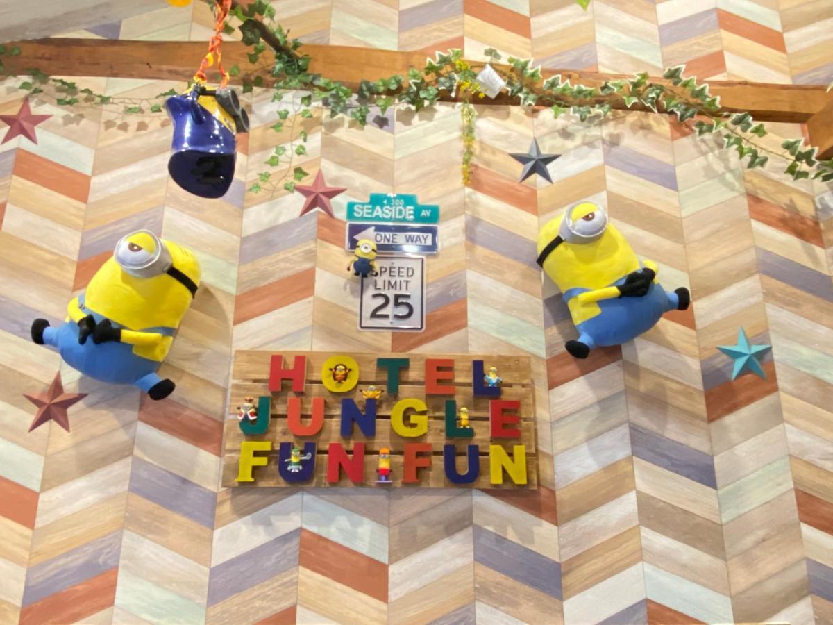 Hotel Jungle Fun Fun Osaka Esterno foto