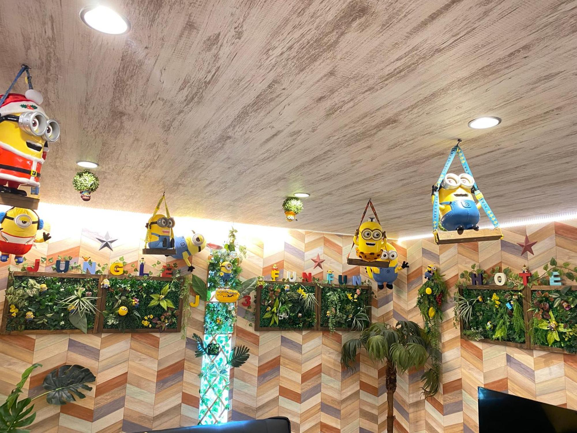 Hotel Jungle Fun Fun Osaka Esterno foto